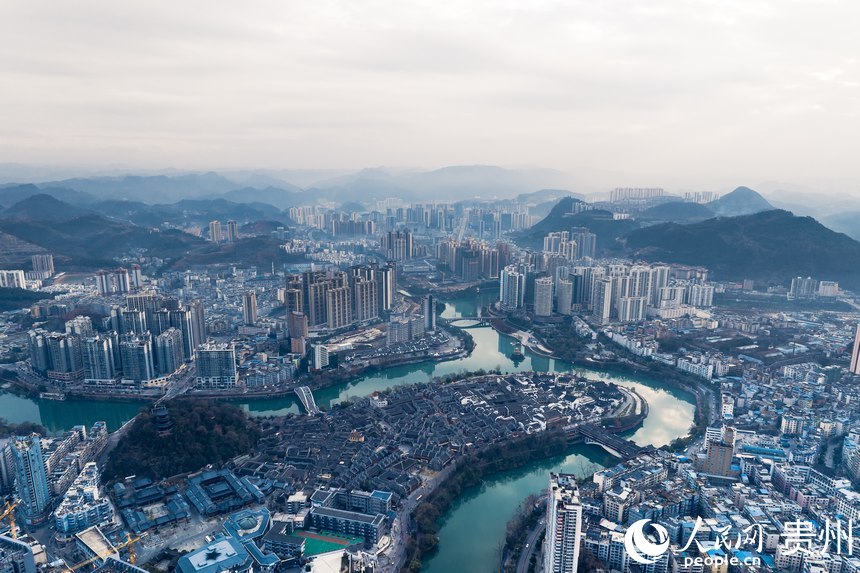 航拍中南門古城。人民網記者 涂敏攝