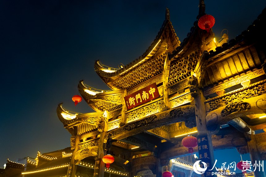 中南門古城。人民網記者 涂敏攝