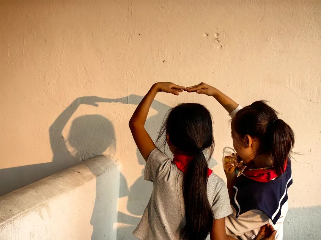 平寨小學的孩子們。王佳佳供圖