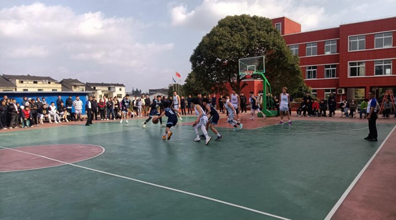 2修文縣六桶鎮：“村BA”賽出“龍馬精神”