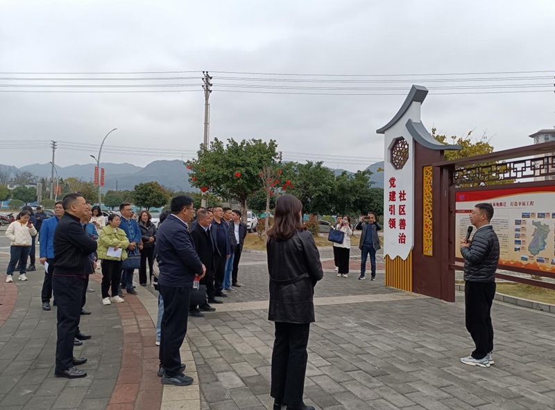 3、觀摩現場。