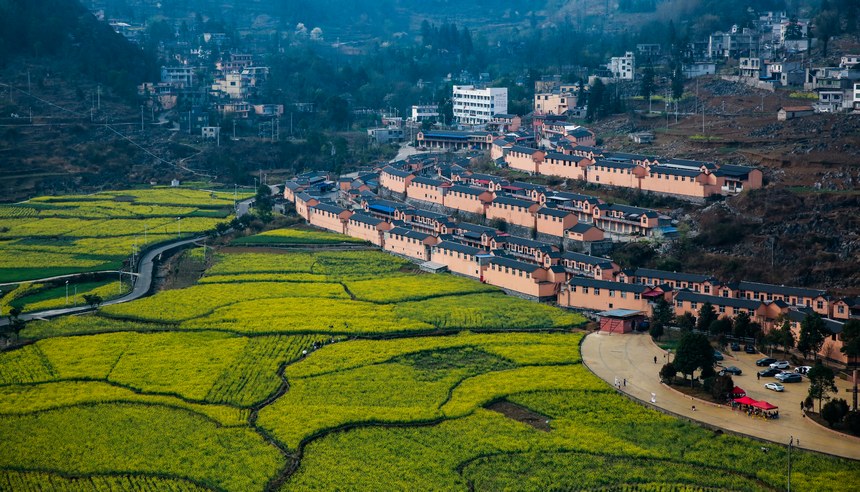 3月18日拍攝的水城區陡箐鎮梅子關村一角。