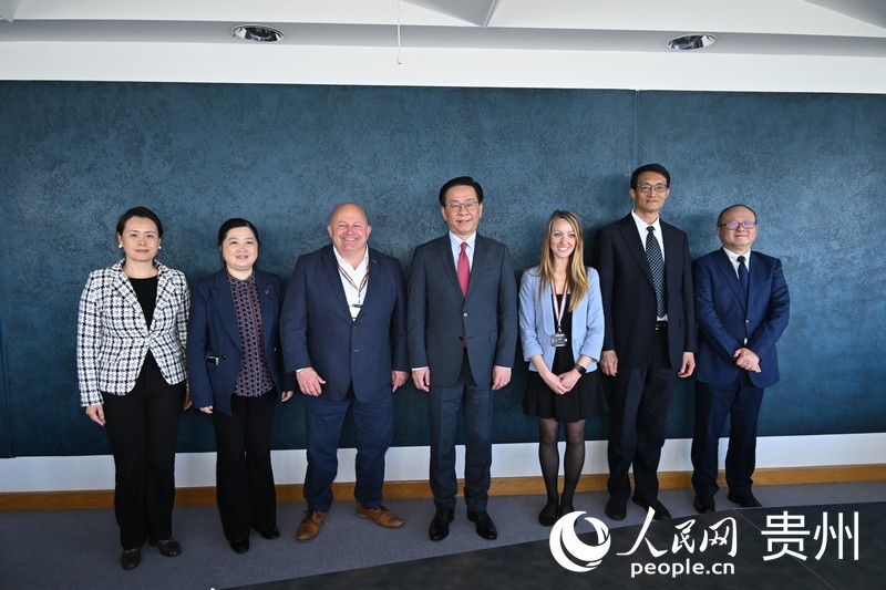 貴州省高校代表團一行赴倫敦城市大學訪問現場。人民網 郭錦標攝