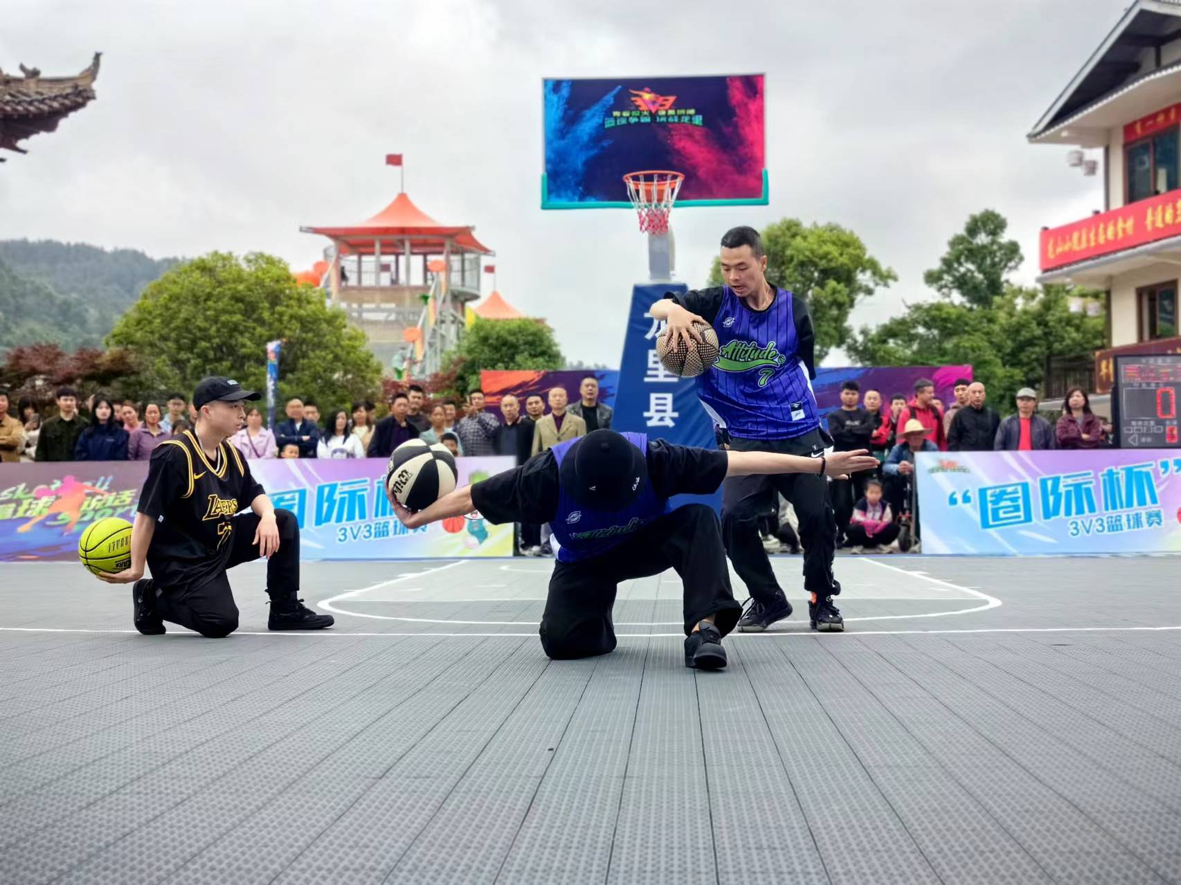 球賽現場。陳玉攝