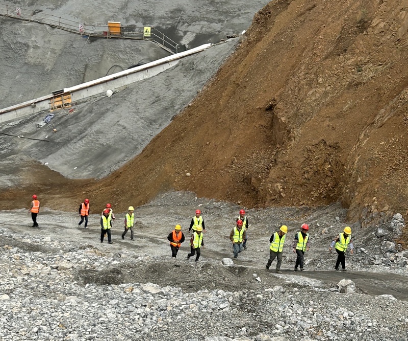 汛期,赫章縣萬家溝水庫演練場景。王永勝攝