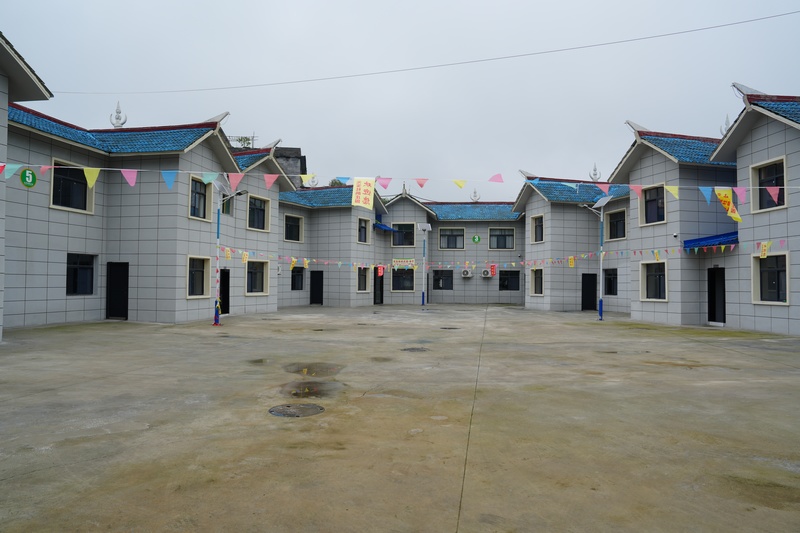 杜鵑元寶莊園位于金坡鄉化哪村。趙剛攝