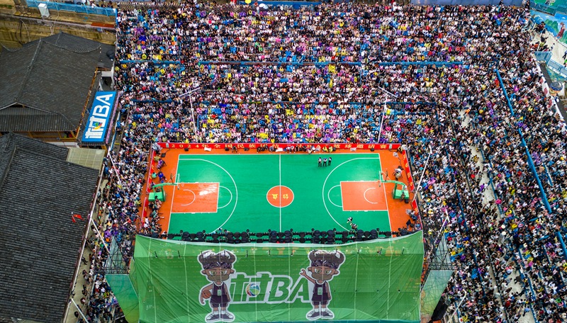 1、航拍全國民族團結“村BA”籃球邀請賽。龍建睿 攝