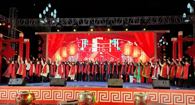 16、“村晚”現(xiàn)場。