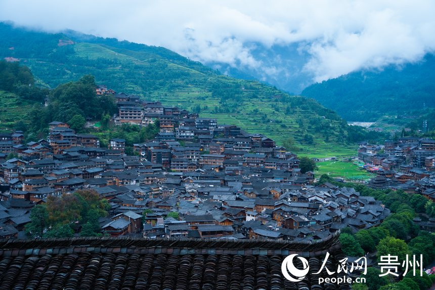 西江千戶苗寨。人民網 陽茜攝