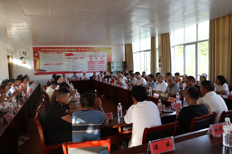 座談現(xiàn)場(chǎng)  湯斌 攝1