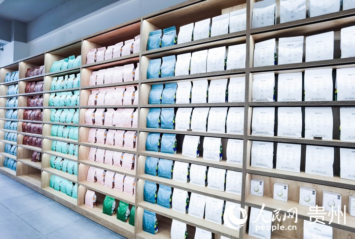 種類豐富的新茶飲原料。人民網記者 王秀芳攝