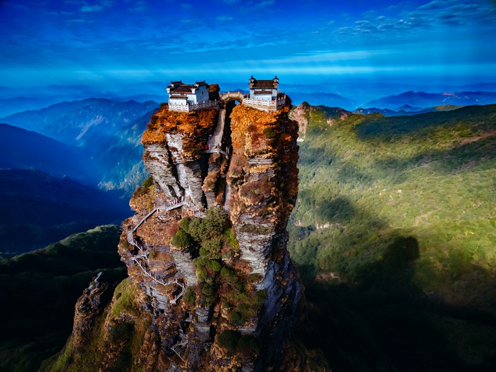 天空之城。黃文斌攝