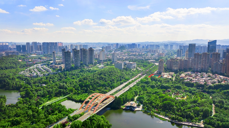 觀山湖區(qū)一角。