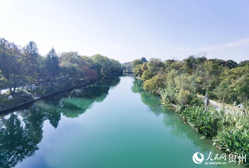 花溪公園一隅。人民網(wǎng)記者 王秀芳攝