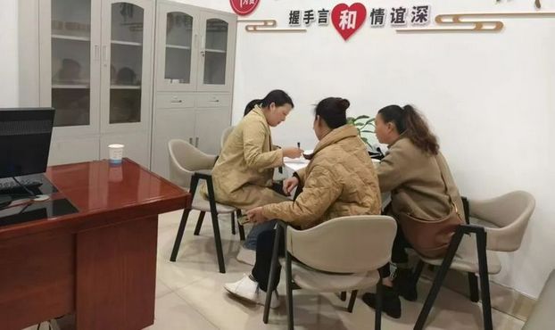 大方縣婦聯(lián):“五心”服務 化解家事糾紛的溫情密碼