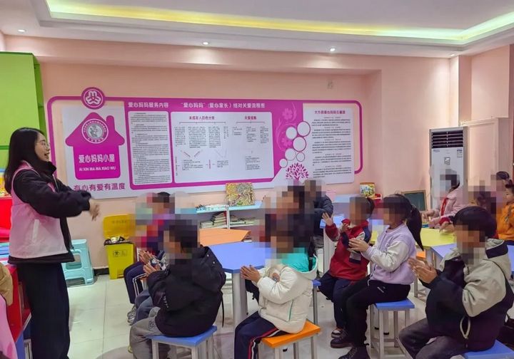 大方縣愛心媽媽五“心”團 點亮未成年人關愛保護之星。