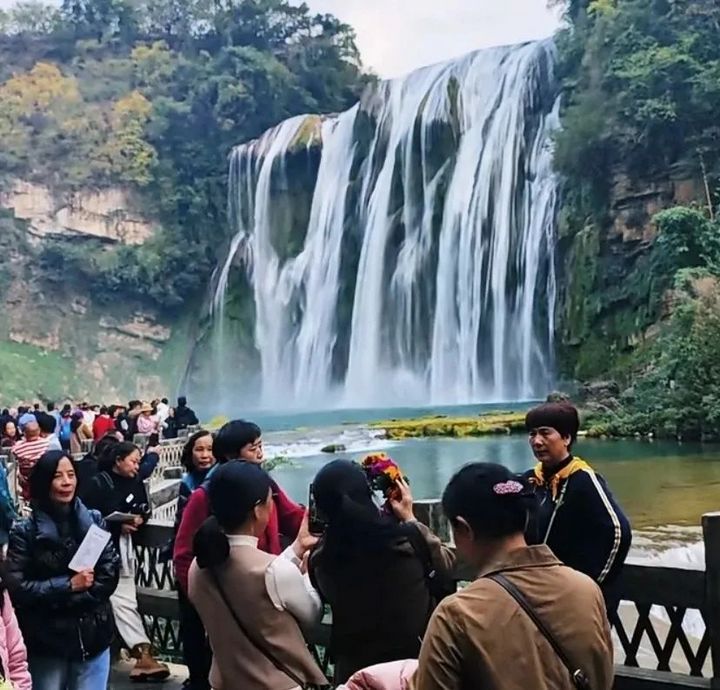 冬日里的黃果樹大瀑布。