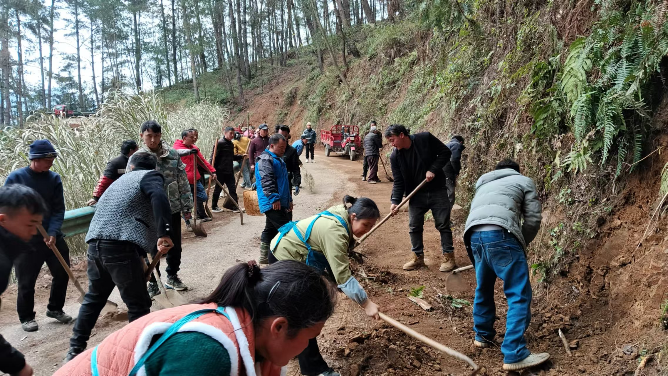 清掃現(xiàn)場。