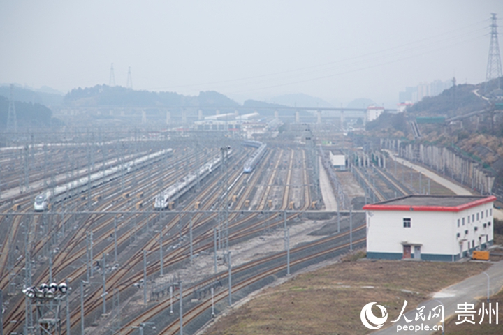貴陽北站動車所一隅。人民網記者 高華攝