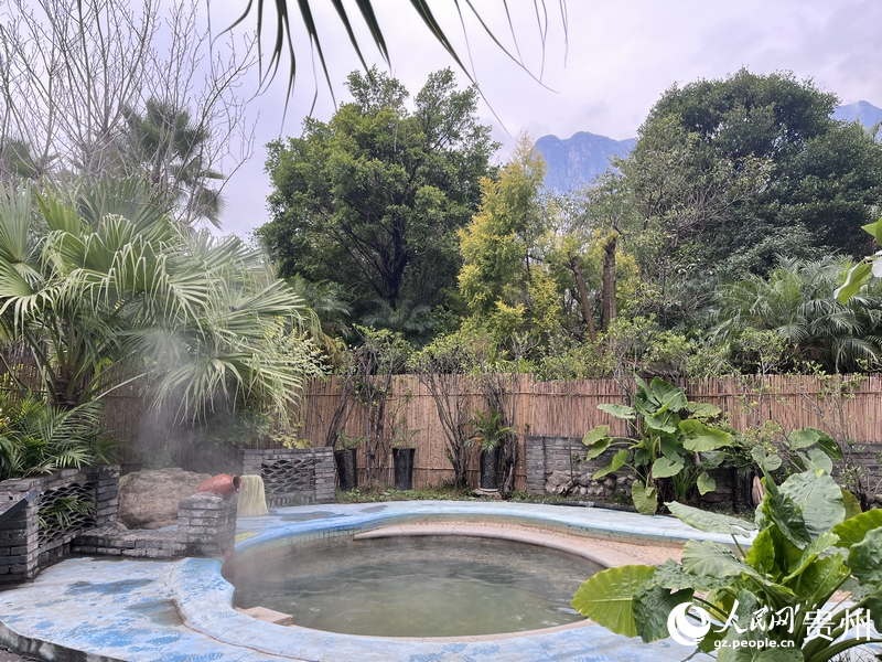 百車河溫泉。人民網(wǎng) 陳潔泉攝