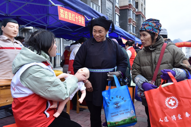 急救技能教學。