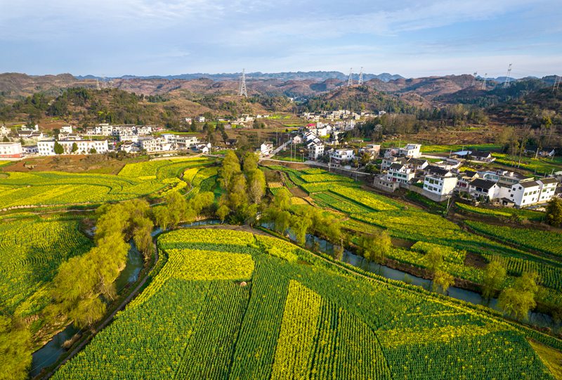 貴州省畢節市黔西市洪水鎮鄉村美景（無人機照片）。