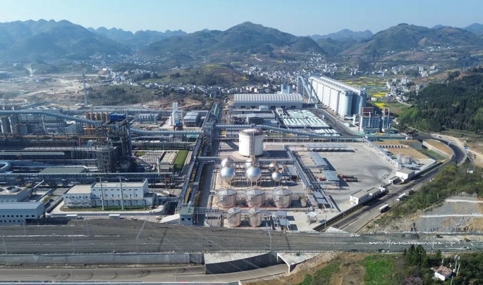 六枝特區(qū)加快構(gòu)建現(xiàn)代工業(yè)體系 推動(dòng)興業(yè)強(qiáng)縣富民一體化發(fā)展