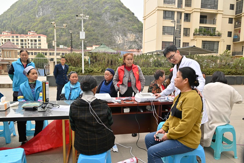 中醫(yī)理療。