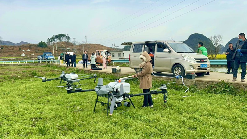 農機奏響春耕曲  賦能全程機械化。