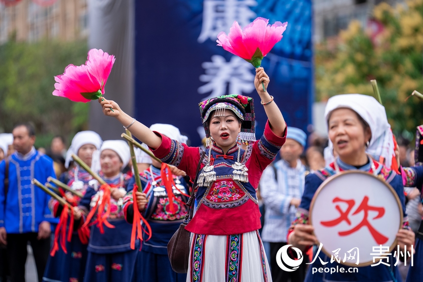 “三月十三”民俗文化節現場。人民網記者 涂敏攝