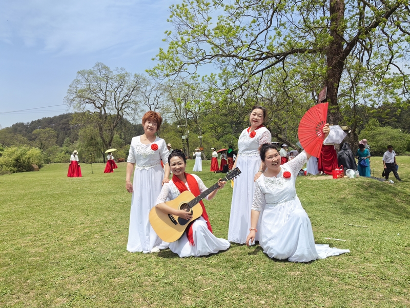 “和美黎平 桑榆賦能”游學活動現場。
