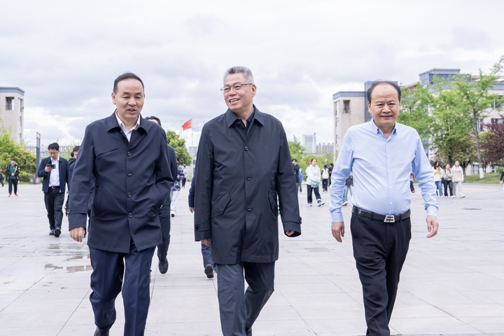 調(diào)研現(xiàn)場。