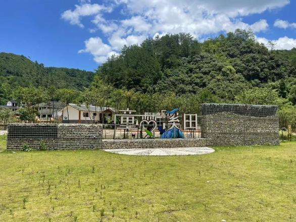 圖為貴州童夢(mèng)溪語(yǔ)農(nóng)業(yè)旅游發(fā)展有限公司民宿休閑項(xiàng)目區(qū)。