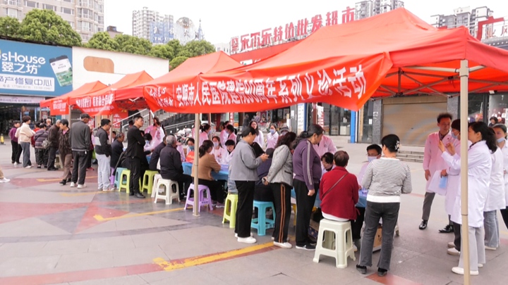 義診活動現場。