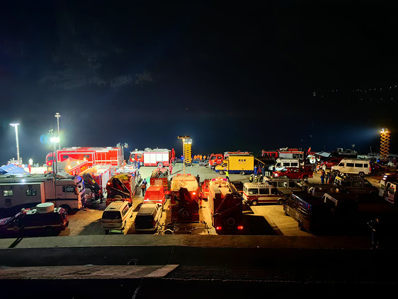 救援現場。人民日報記者 程煥攝