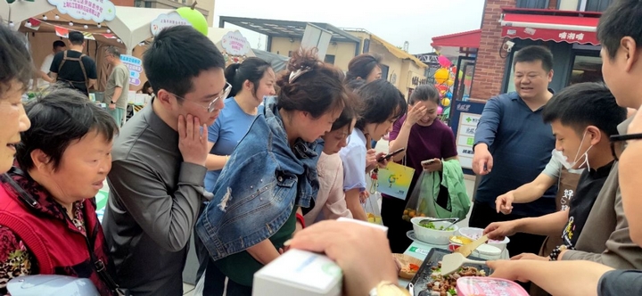 會展活動現(xiàn)場。