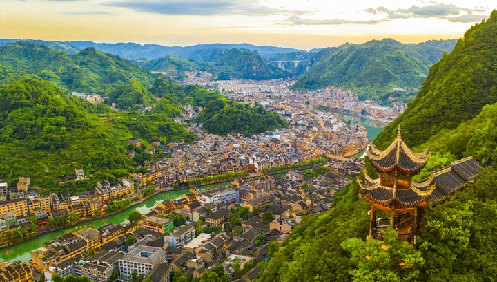 鎮遠古城大景。