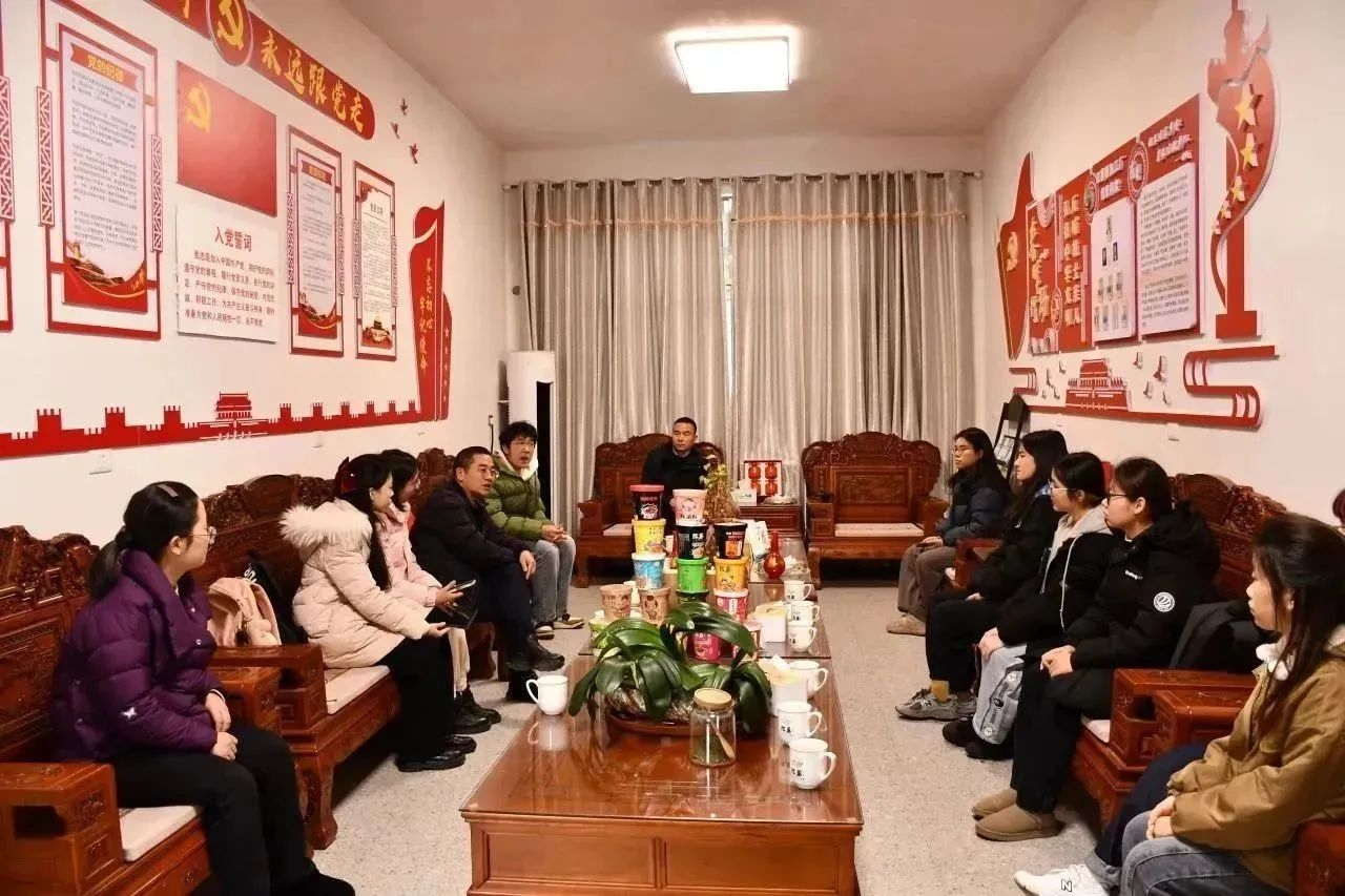 周寨村線下交流活動(dòng)(融媒體中心 供圖).png