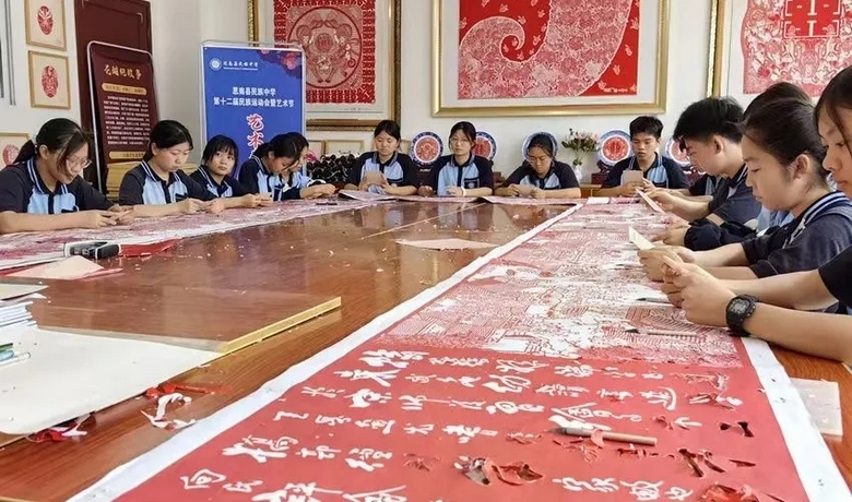 貴州思南：鑄牢中華民族共同體意識 畫好民族團(tuán)結(jié)進(jìn)步同心圓