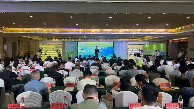 “貴油”牌山茶油亮相。許丹妮攝