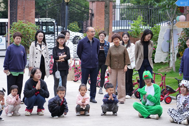 李華榮書記、翟理紅校長、孫立楓副校長共同出席活動。