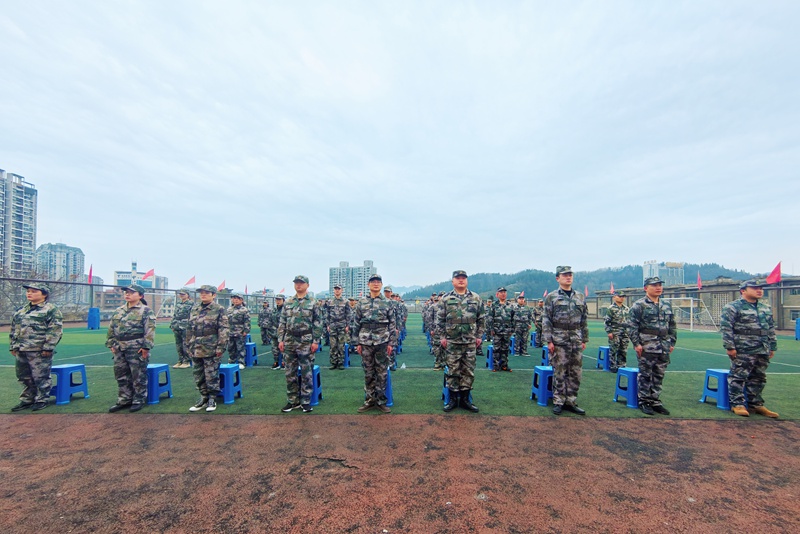 市西街道“三項教育”暨軍事訓練啟動儀式舉行 啟動儀式。劉蘇黔攝