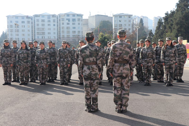 洪山街道2025年“三項教育”專項行動開訓 活動現場。王月攝