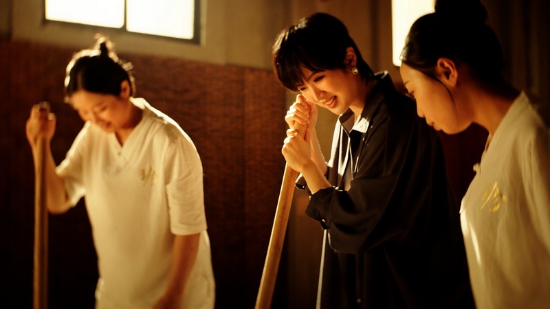 體驗制曲工藝。