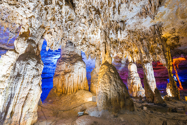鐘乳石林。綏陽融媒供圖