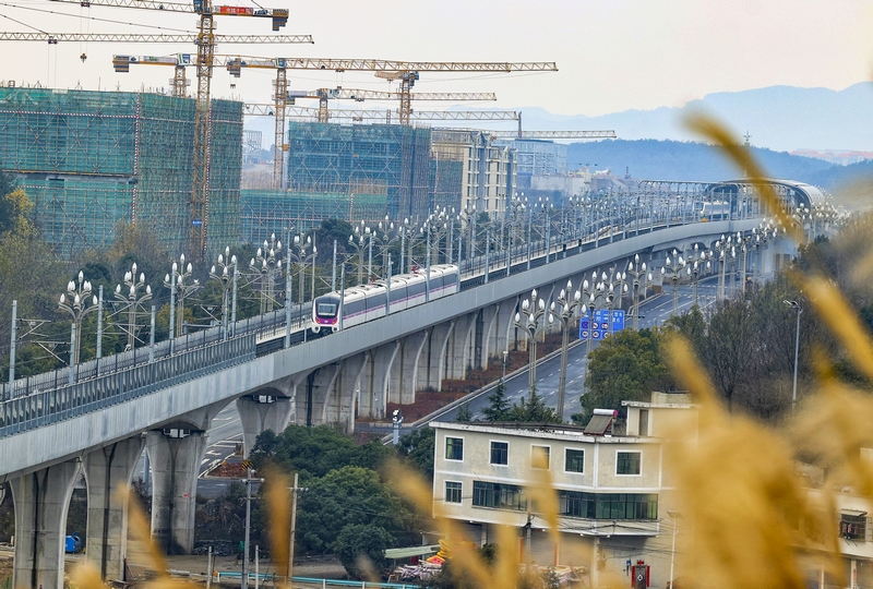 軌道交通S1線。貴安新區管委會供