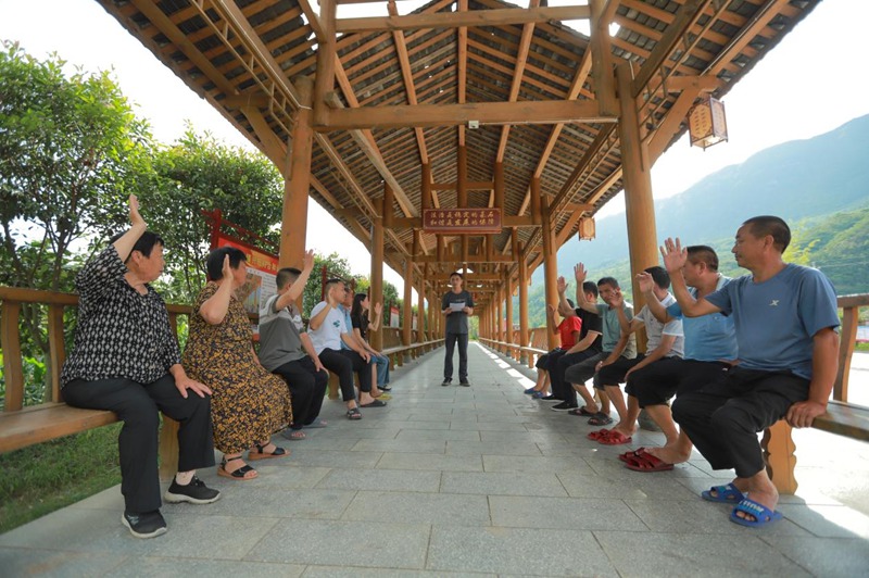 印江“強(qiáng)村富民”新答卷 山鄉(xiāng)巨變展新顏。