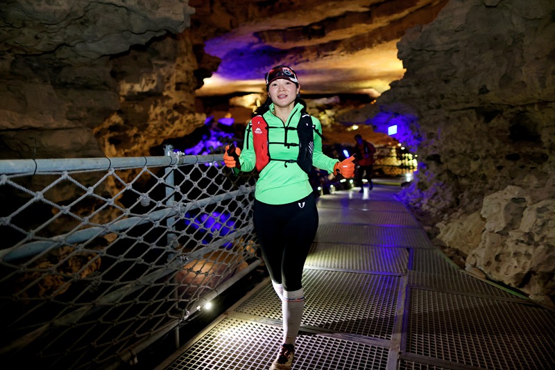 圖為2025年探秘貴州·翡翠綏陽雙河洞山地穿越挑戰(zhàn)賽。綏陽縣融媒體中心供圖