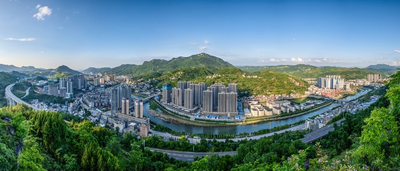 石阡縣城全景。