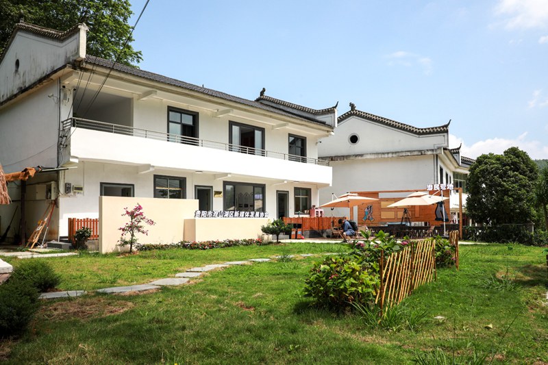 貴陽市觀山湖區新媒體發展協會位于朱昌鎮高寨村。